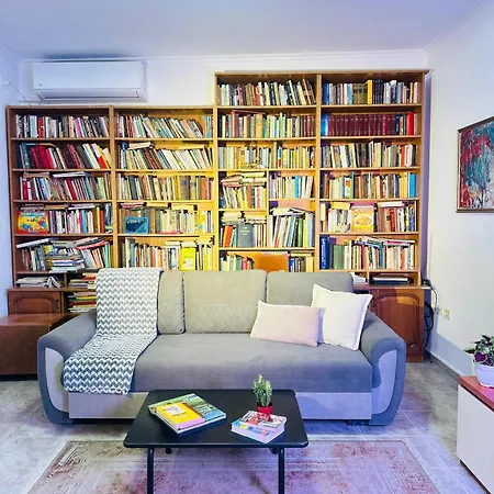 Willa Duplex Up To 10 Guests 2 Baths & Kitchen Tirana