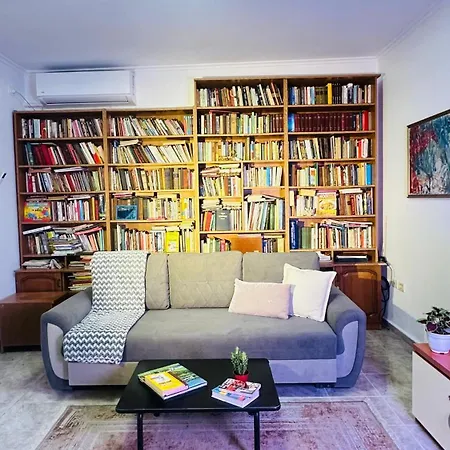Willa Duplex Up To 10 Guests 2 Baths & Kitchen Tirana